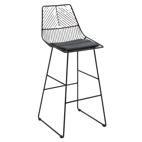 Indian Manufacturer High Quality Custom Handmade Iron Bar Chair Light Weight Easily Movable Comfortable Stool Home Decor Style