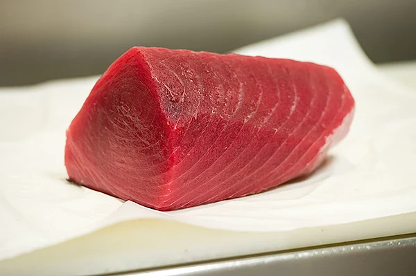 Vietnam Frozen Tuna Loins from Vietnam - KING COFFEE - High Quality - Best Sold Yellowfin Tuna Packaging All Sizes From Supplier