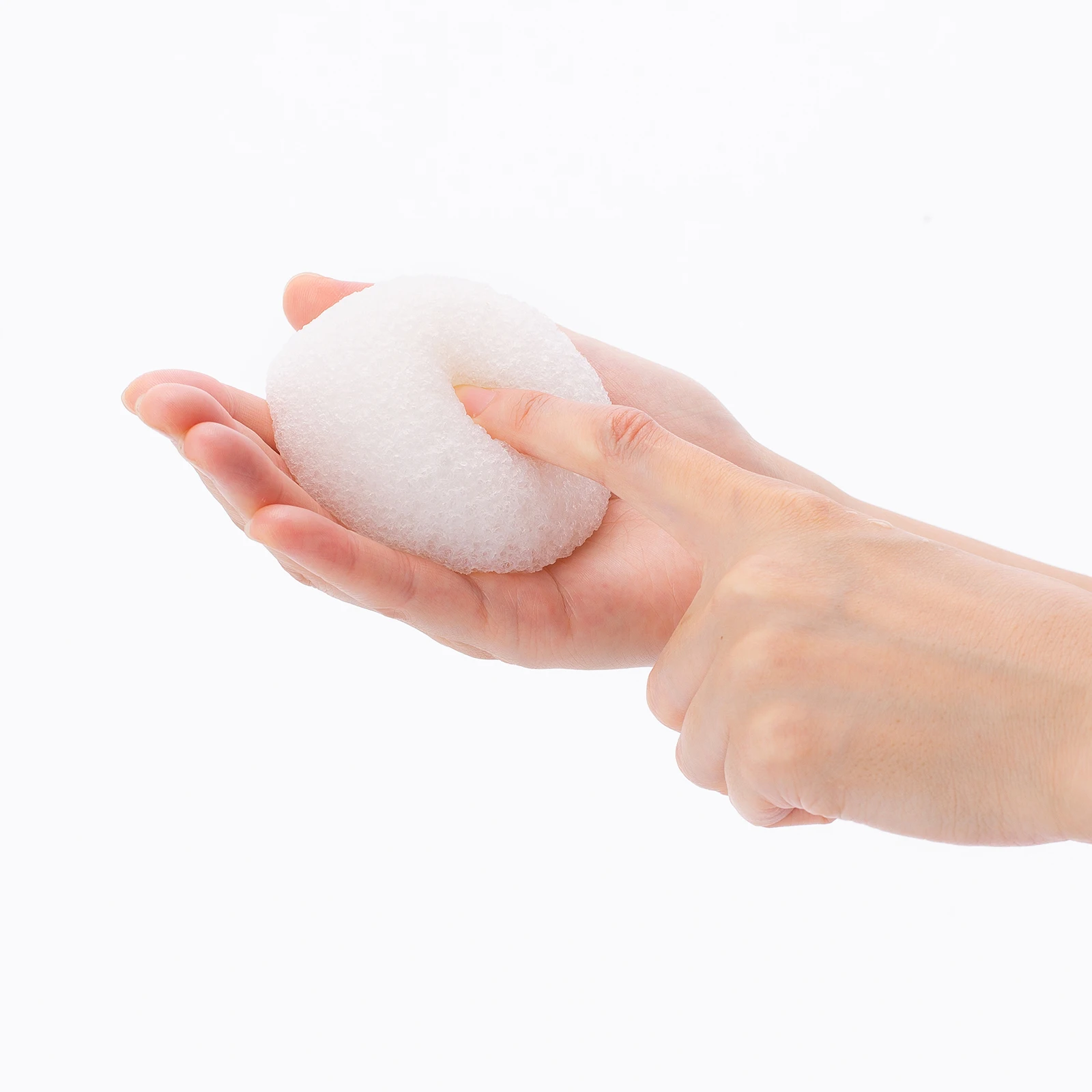 Japanese high quality hot sell sea konjac face cleansing organic sponge