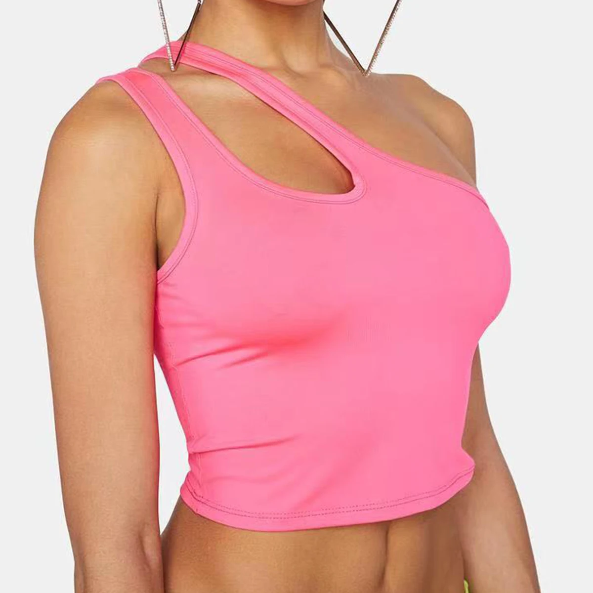 2022 Customized Sexy Hot Girls In Tight Solid Color Double Straps Cut-out Asymmetrical Y2k Tank Tops