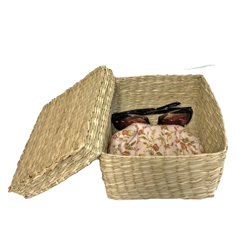 Seagrass basket with lid basket for storing small items and candies whoasle in bulk from Vietnam