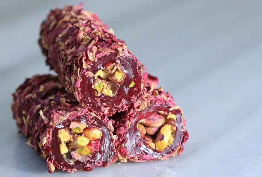 top quality TURKISH DELIGHT WITH PISTACHIO COVERED GARNET 00-09