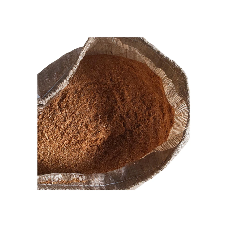 Новейший японский кедровый кипарис хвойных опилок, смесь обработанных древесных опилок в компосте