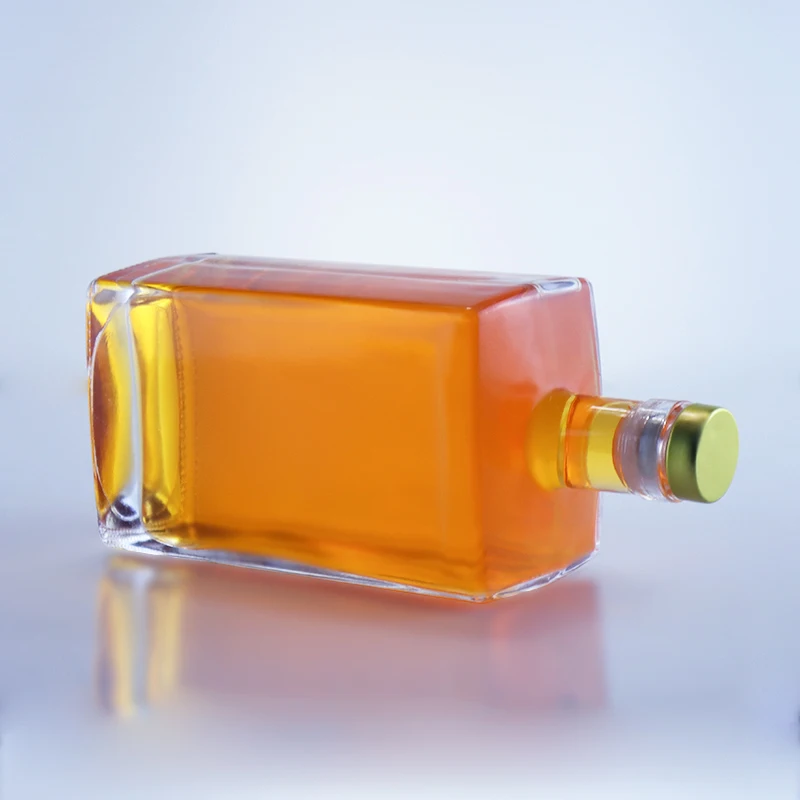 500 ml can be customize square clear rum vodka gin brandy whiskey glass bottle with cork cap