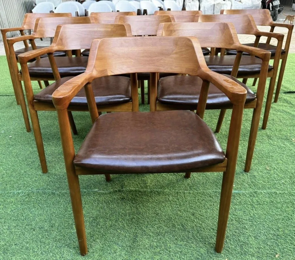 Factory Wholesale Modern Style Solid Ash Wood Dining Chairs High Quality Restaurant Furniture Vietnam Reasonable Price We Chairs