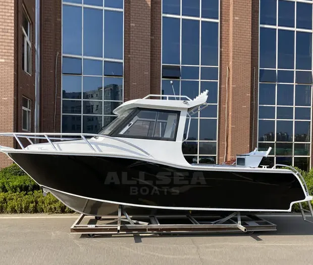 PROFISHER BOAT 6.25M YAMAHA OUTBOARED