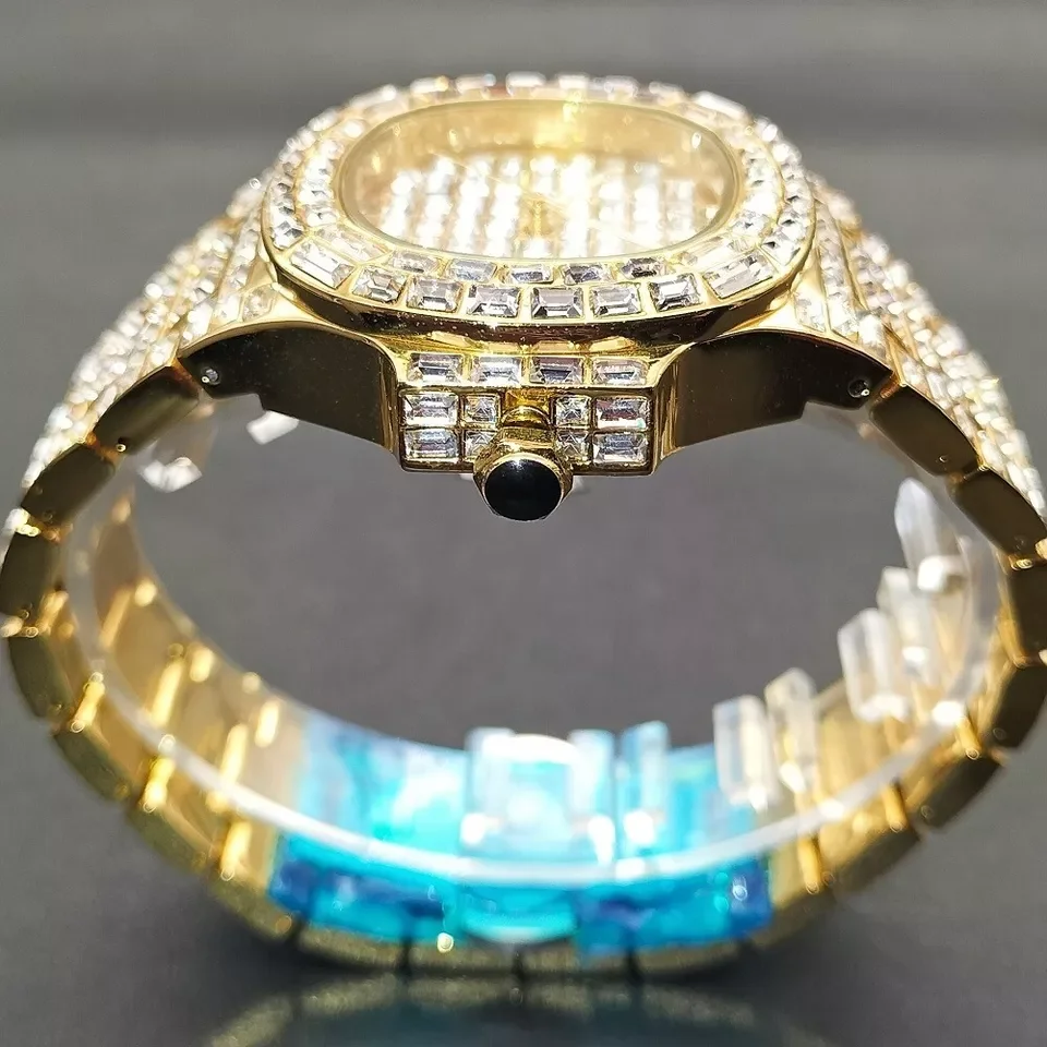 Top Class Business Gifting VVS Clarity Moissanite Diamond Studded Watches for Unisex Fashion Statement at Best Prices