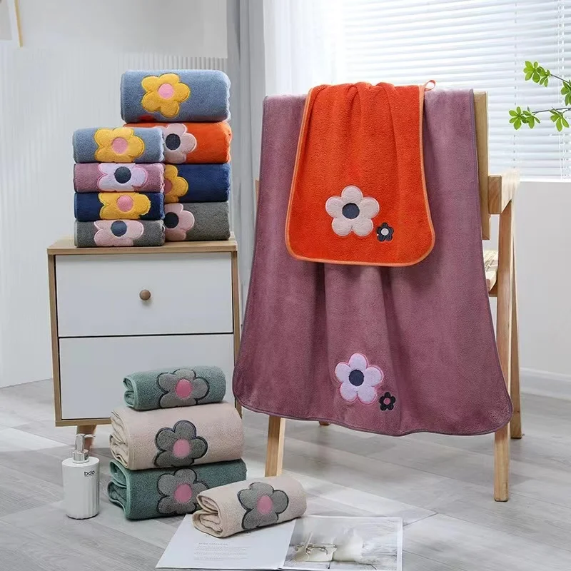 Chinese High Quality  Home Towel Custom logo Size and Weight Coral Fleece Microfiber Bath Towel
