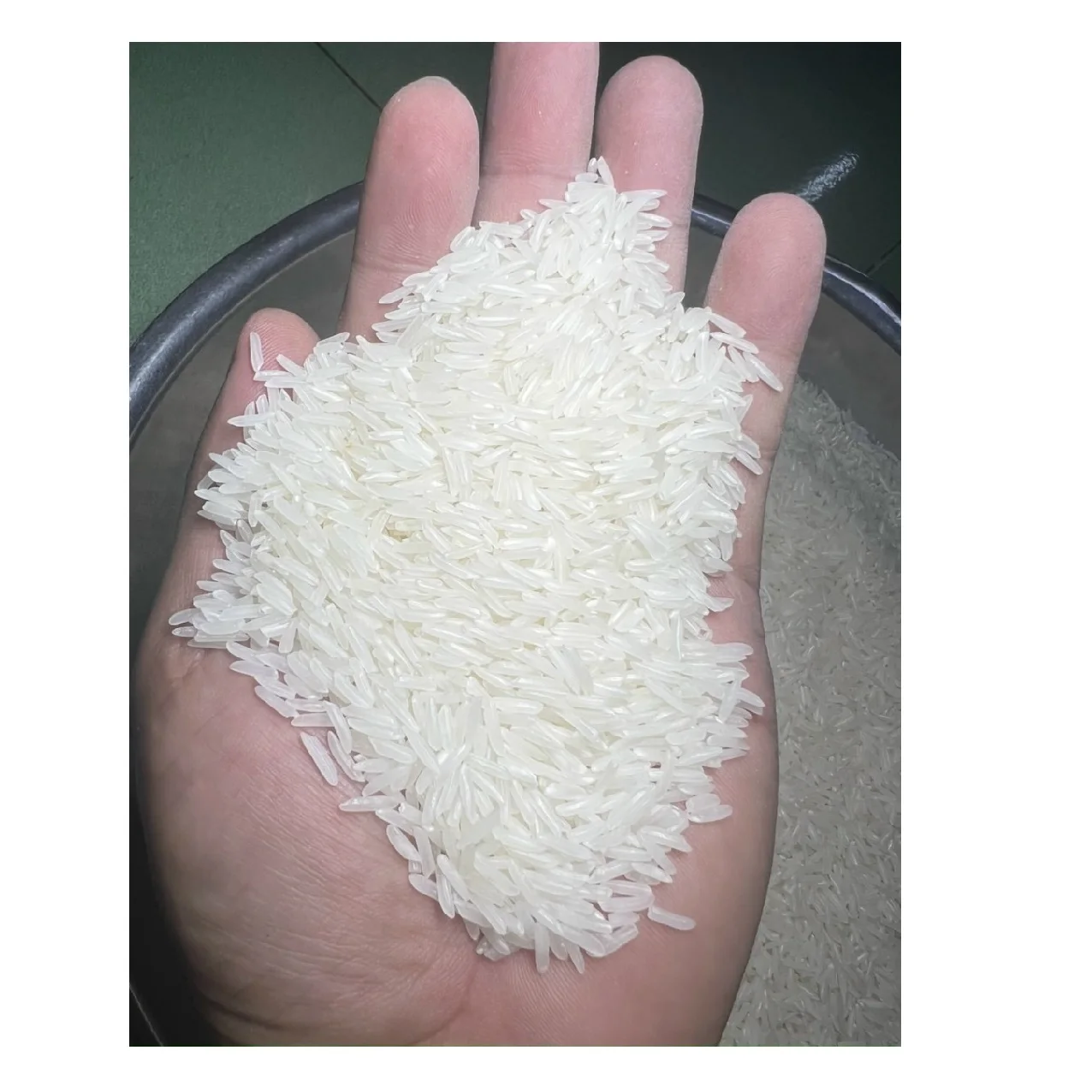 DOUBLE POLISHED SORTEXED VIETNAM HACCP BRC CERTIFICATION VIETNAMESE RICE ST25 2% BROKEN RICE SOFT TEXTURE WHOLESALE PRICE