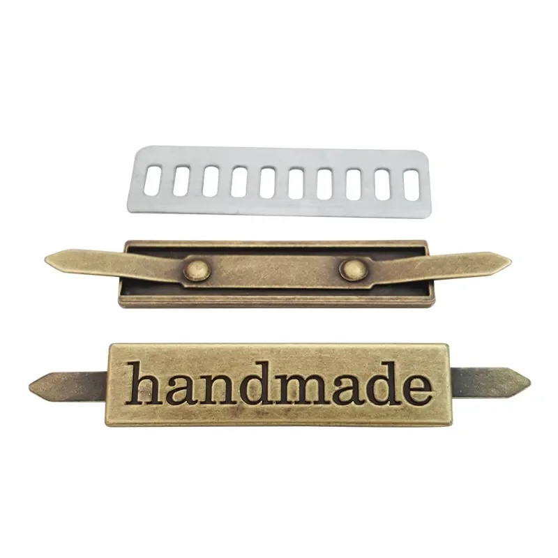 Hot Sale Zinc Alloy Diy Clothing Making Accessory New Design Metal Logo Hang Charm Tags