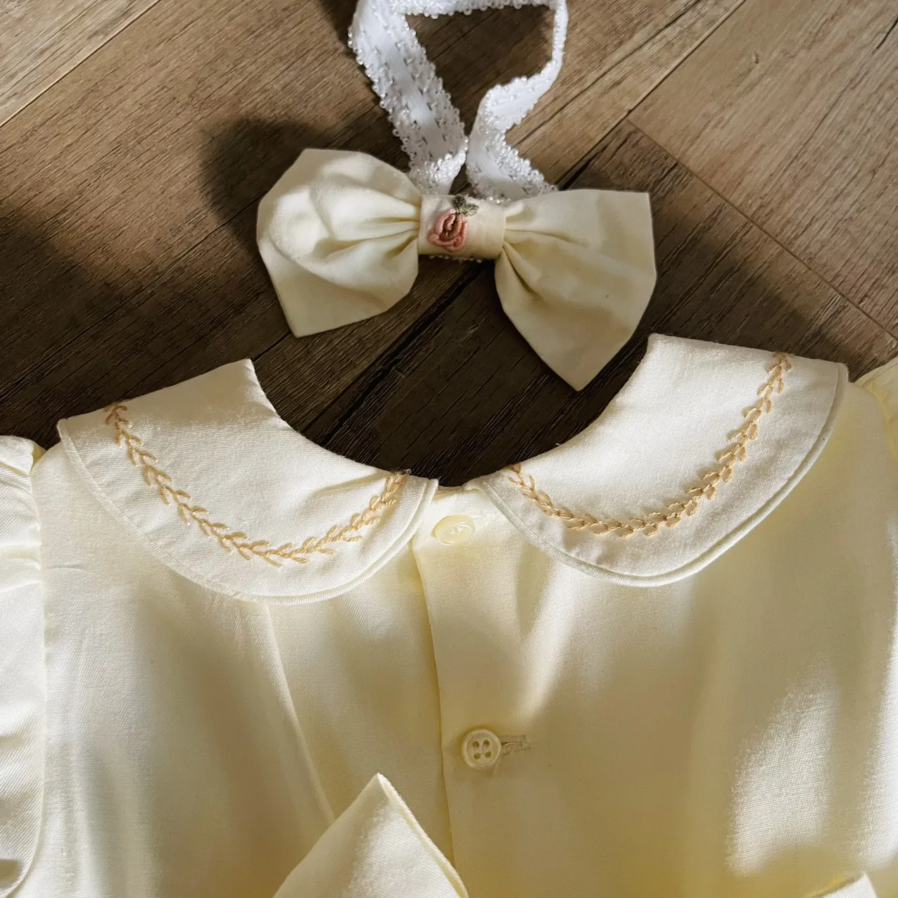 Girls dress smocked children clothing for baby girl size from 3M to 10T black blue cream color princess style customize