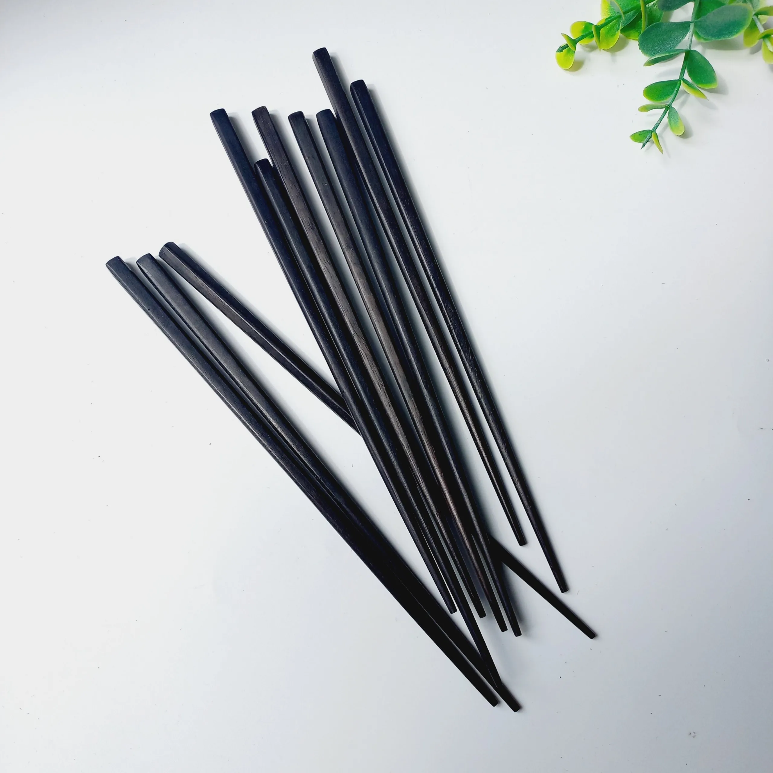New Style Luxury Classic Wooden Chopsticks Ebony Black Tableware Decoration Custom Logo Natural Eco Friendly Hot Selling
