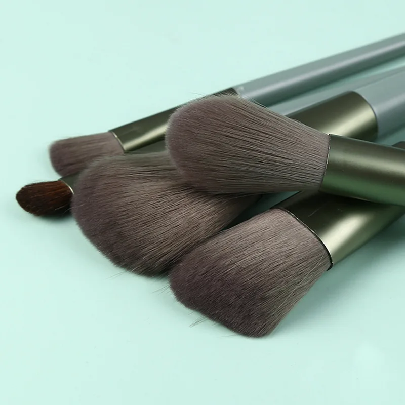 Wholesale private label 8 pcs horse hair makeup brush set beginners full set of loose powder brush blush brush beauty tools