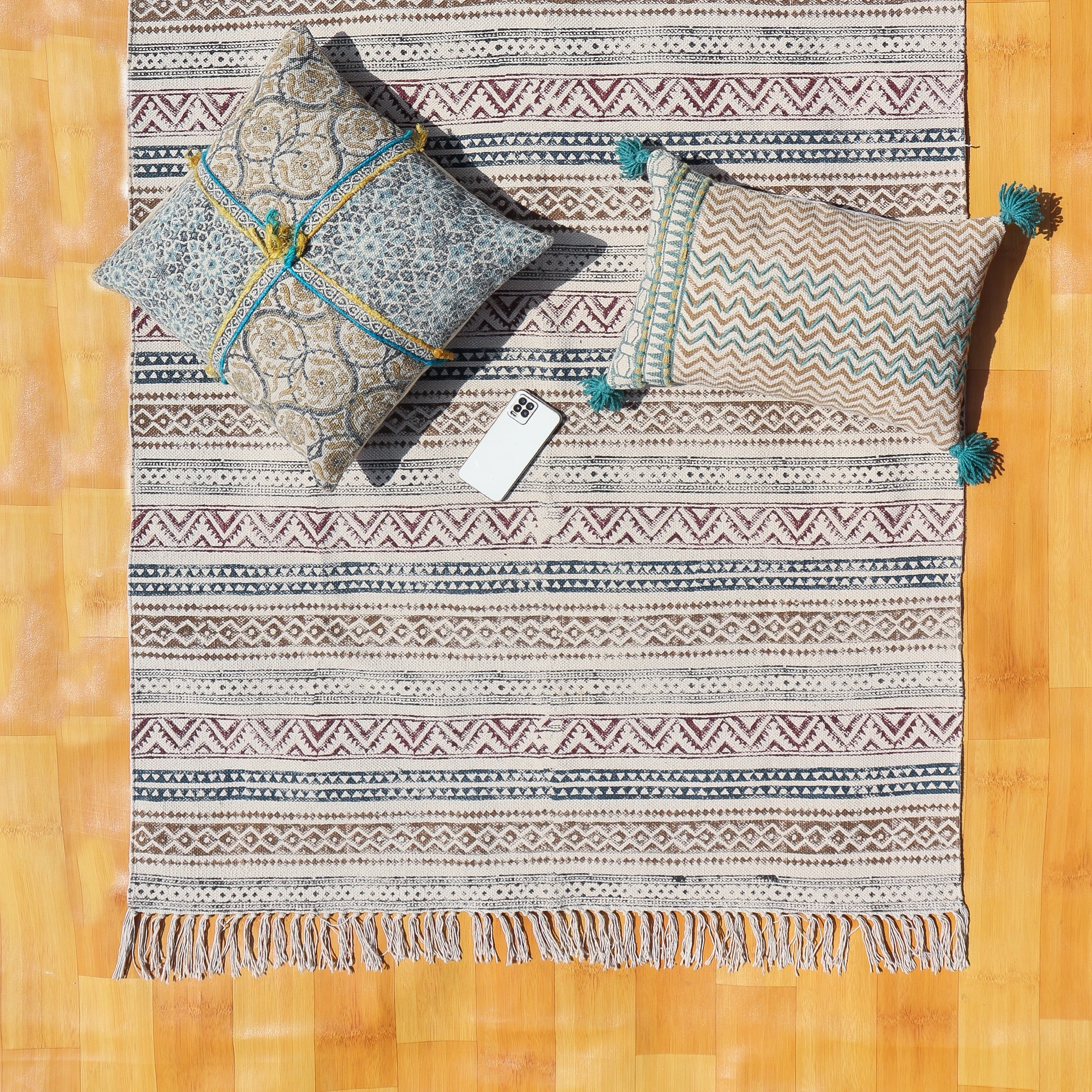 Rugs Boutique  Bohemian Area Rug Prayer Mat Cotton Flat Weave Rectangle Rug Natural Indian Carpets With Zigzag Design Patterns