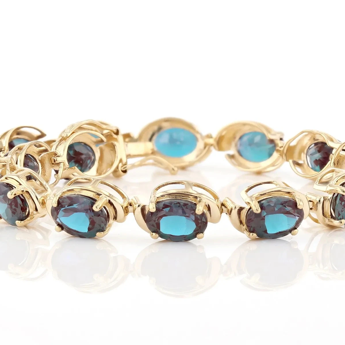 Blue Lab-Created Alexandrite 14K Yellow Gold Bracelet | Elegant Fine Jewelry | Timeless and Distinctive Touch of Sophistication