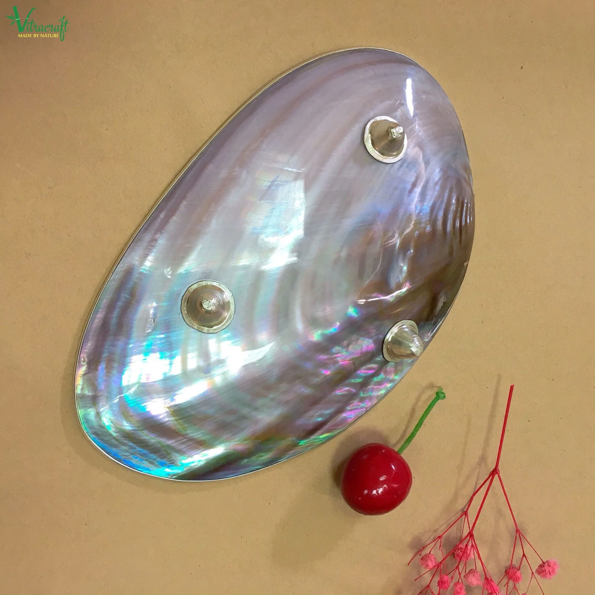 100%Natural product Pink Shell Mother Of Pearl Plate Caviar Dish Mother of pearl tray with Silver Pattern inlaid size 18 to 20cm