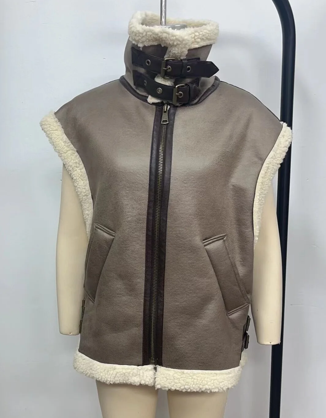 Fur Vest Women Sheepskin Waistcoat Leather Fleece Warm Vest Woman Sleeveless shearling vest leather Jacket