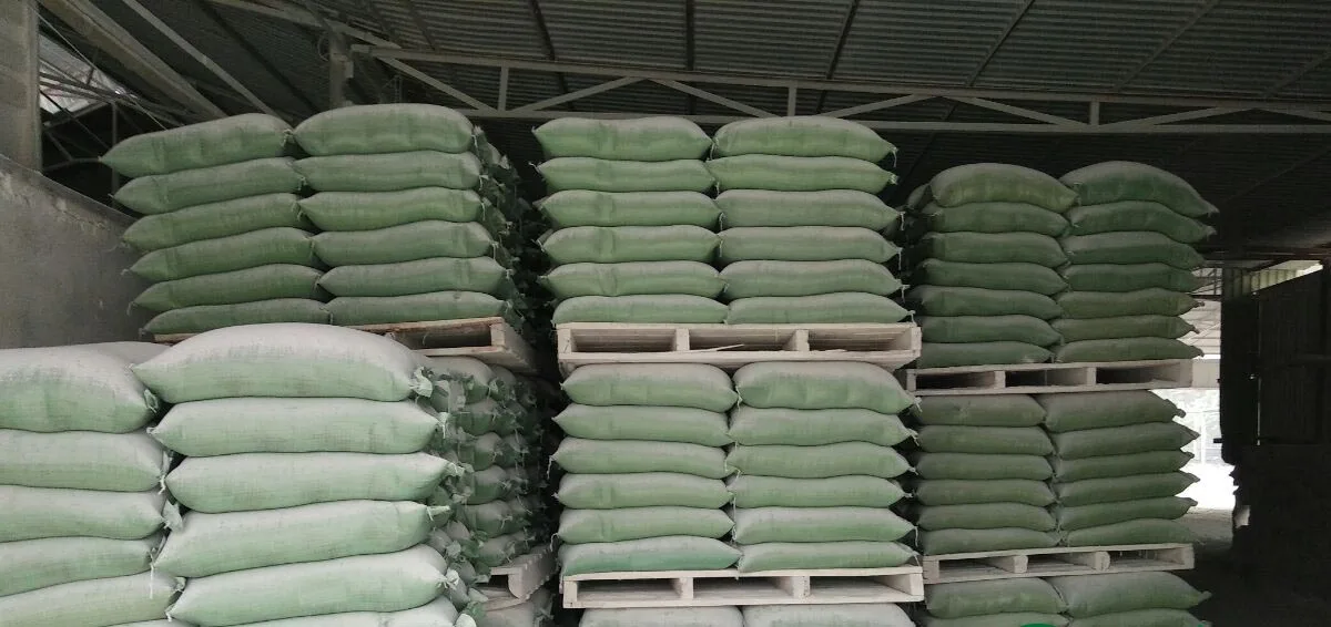 Высококачественный известняковый порошок для животных корм домашней птицы вьетнамское происхождение Лучшая цена