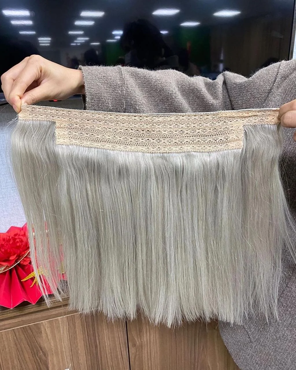 Halo extension natural color cuticles aligned virgin hair wholesale from Vietnam