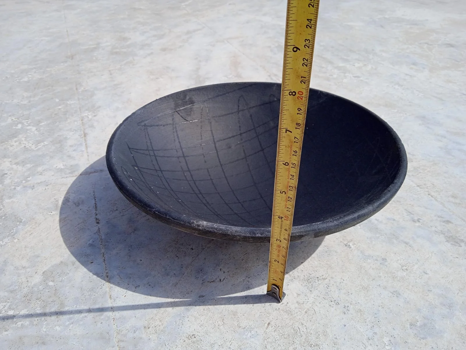 Black natural terracotta clay roti tawa plate pan for cooking frying and roasting with glossy and smooth finished Indian Pottery