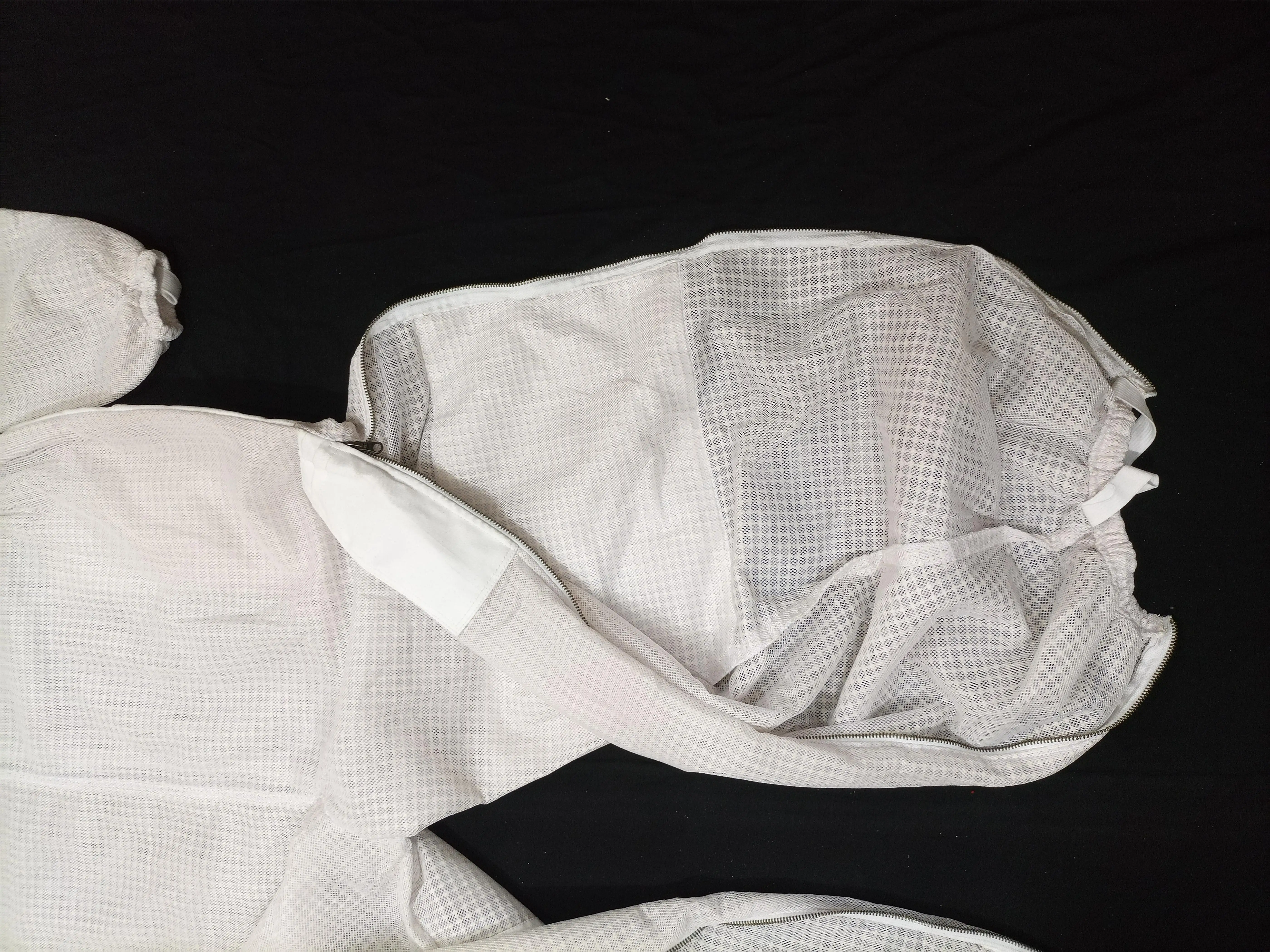 High Quality And Comfortable Beekeeping Suit For Beekeepers 100% Cotton With Clear Nylon Mesh On Face
