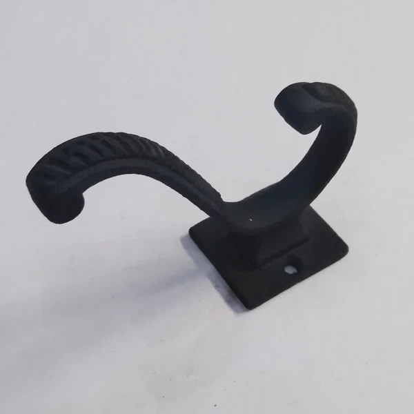 ANTIQUE CAST IRON COAT HOOKS/OLD VINTAGE HAT HANGING PEGS TRADITIONAL AND LUXURY COAT HOOK