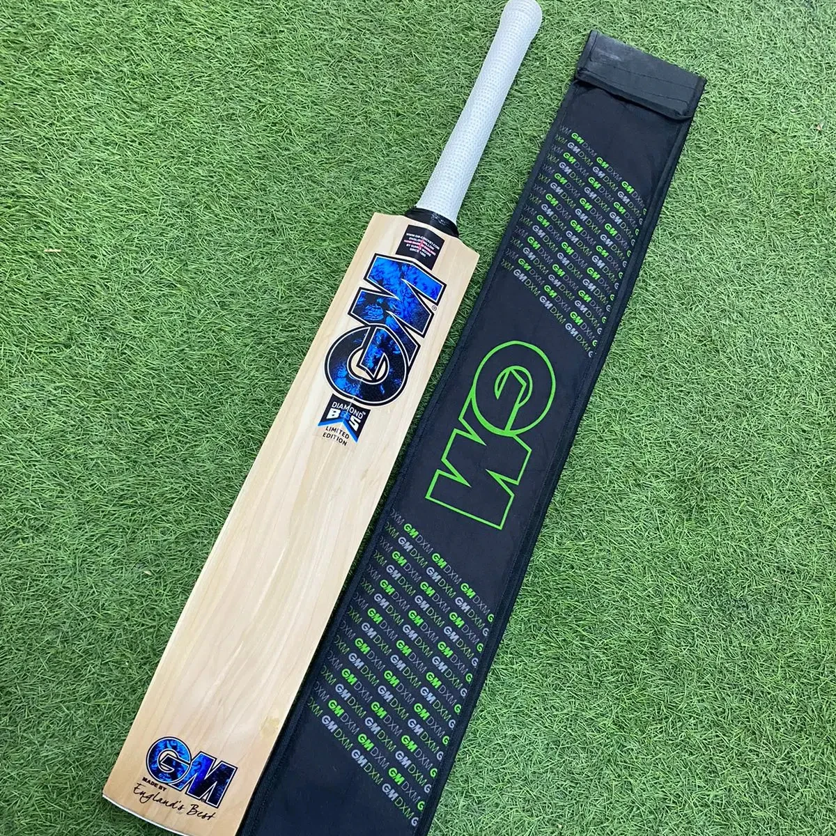 GM ENGLISH WILLOW CRICKET BAT SHORT HANDEL