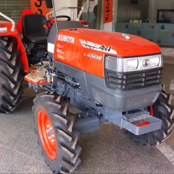 Мини-трактор Kubota б/у 25 л.с. 30 35 40 с фронтальным погрузчиком и