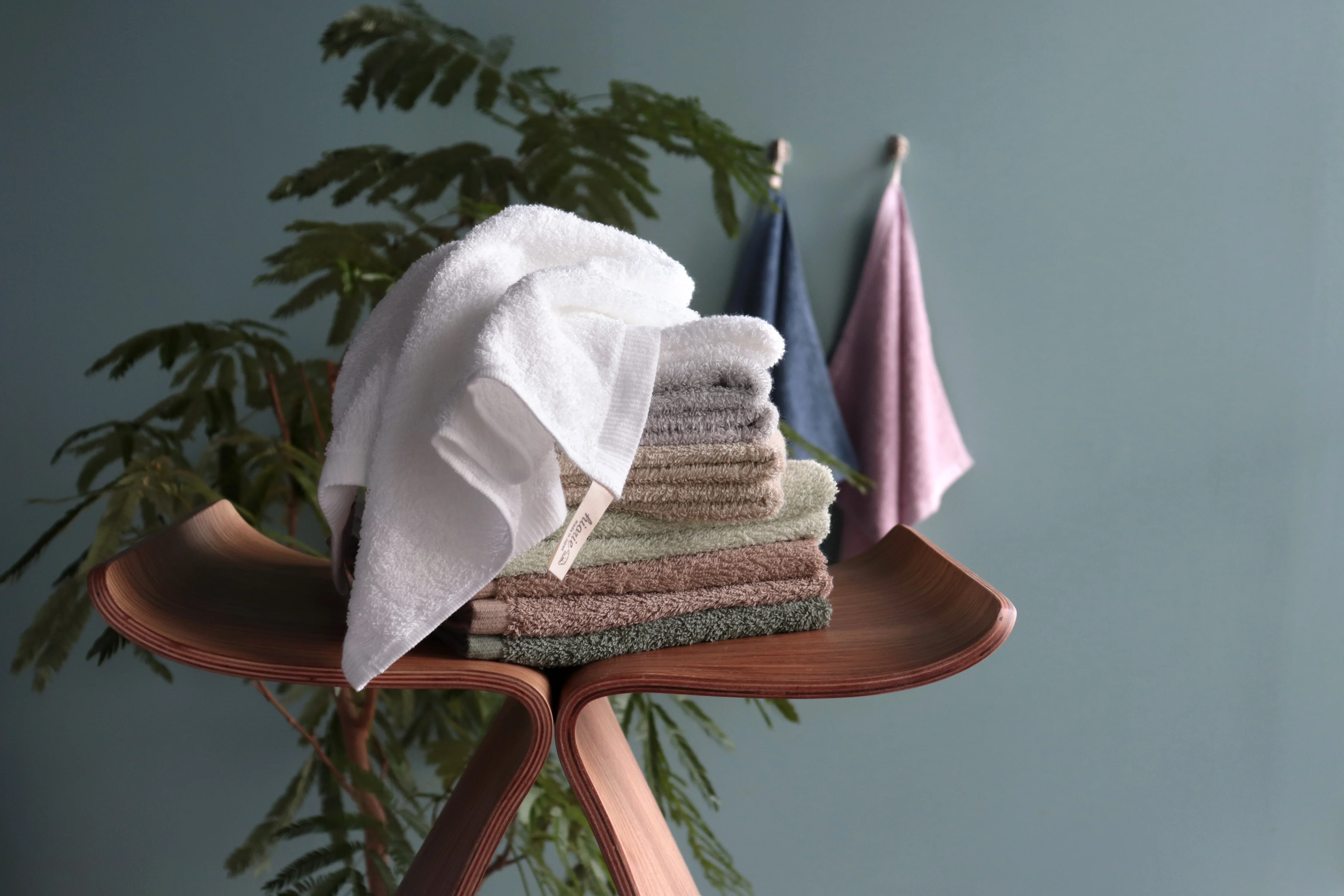 [OEM Customize] Cotton 100% Japan Factory Large Hand Towel Bath Towel 16in*39in 450GSM Customize Color 40cm*100cm Low MOQ Soft