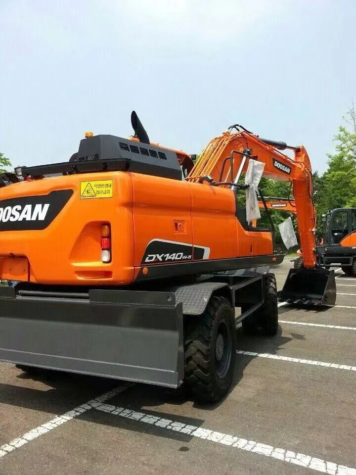 Original 2020 used Doosan DX140W-5 excavator brand new Doosan DX140 excavator for sale