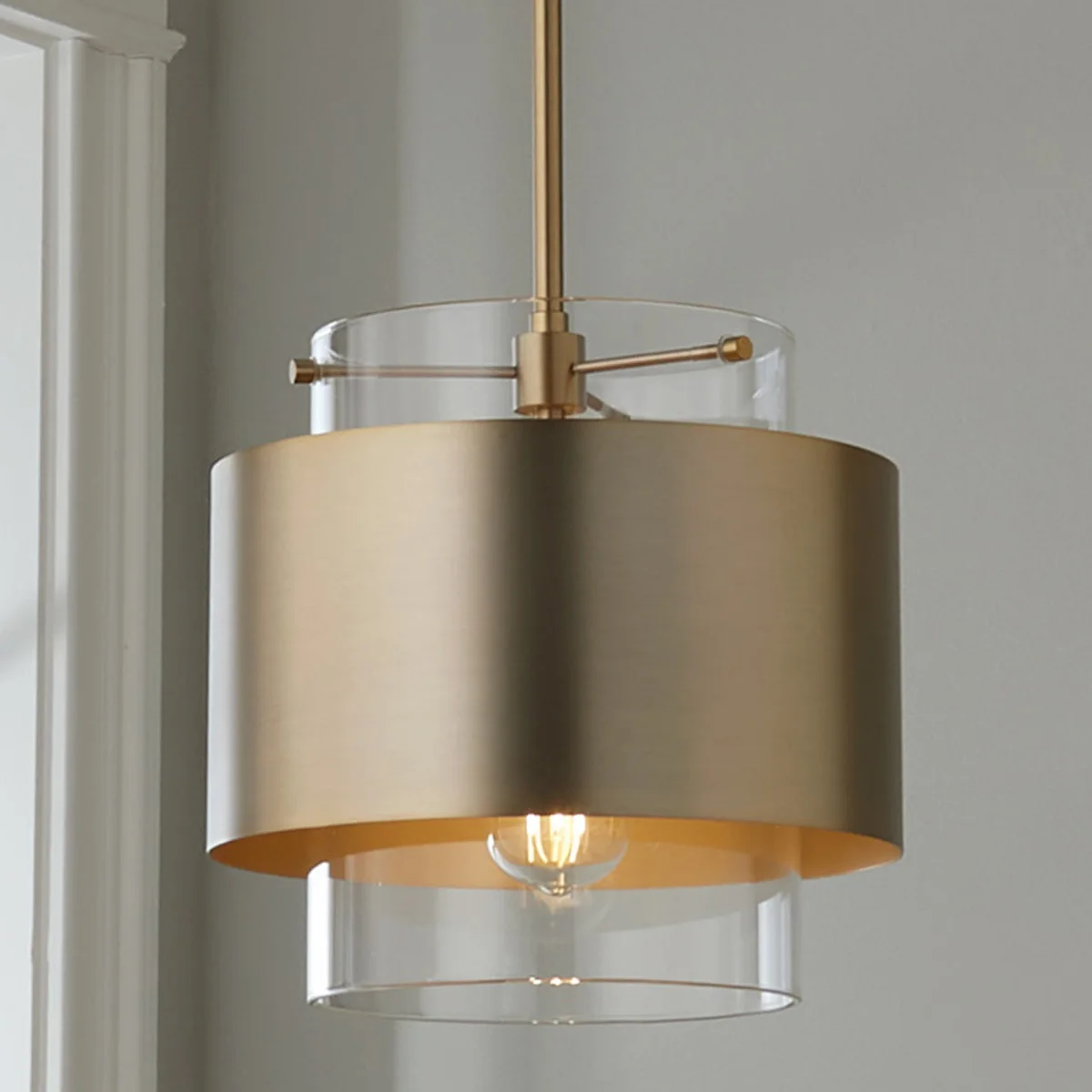 Indoor Decoration High on Demand Round Hanging Pendant Lamp at Wholesale Price from Indian Exporter