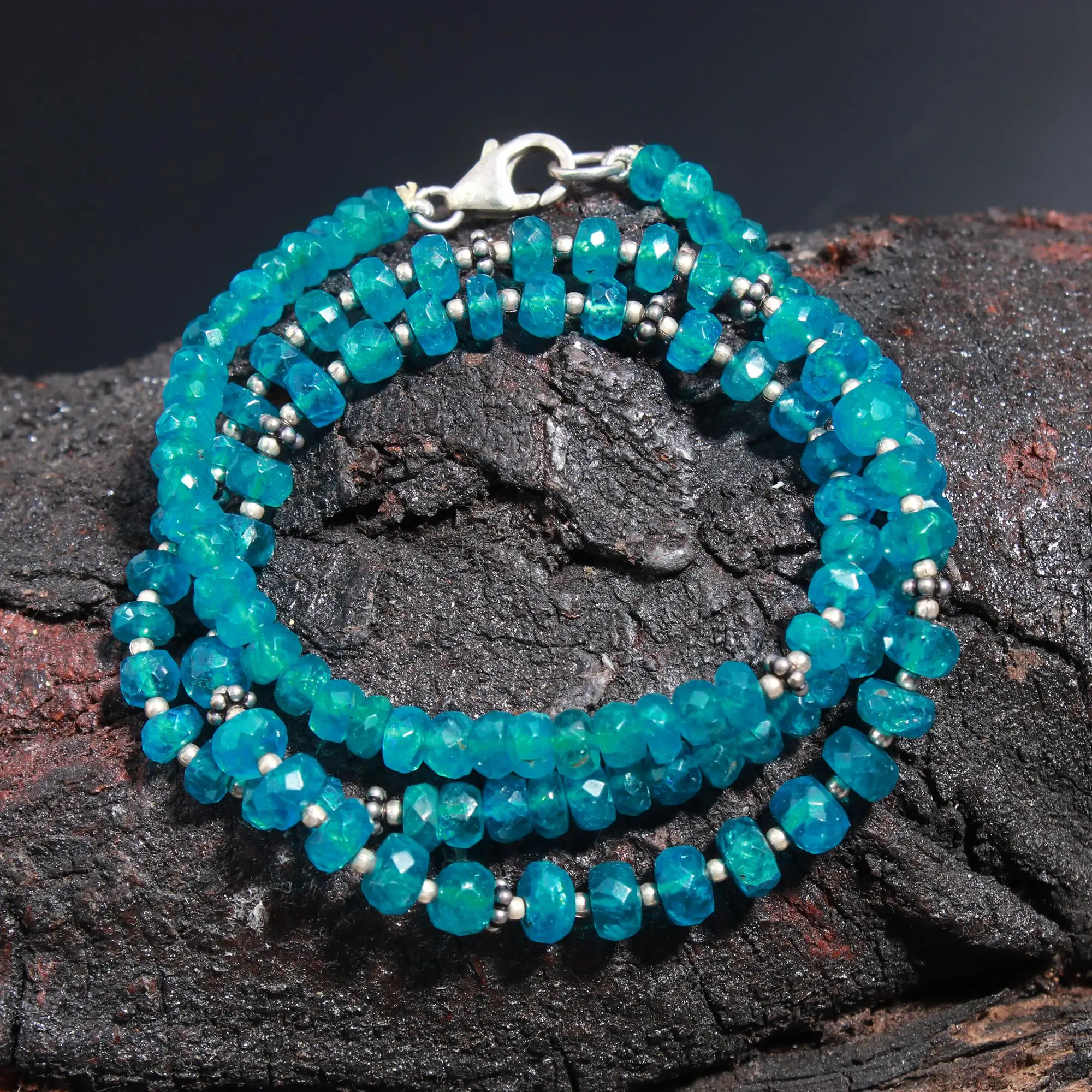 High-Grade Natural Neon Apatite Faceted Rondelle Beads Blue Apatite Necklace with Gold Wholesaler Jewelry