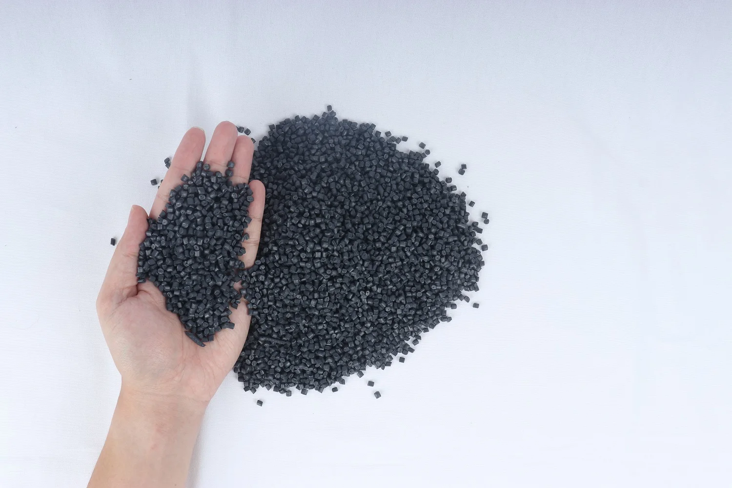 r-LDPE Black Standard Round/ Strip Shape Plastic Raw Materials Mix Grade LDPE Recycle Granules From Malaysia