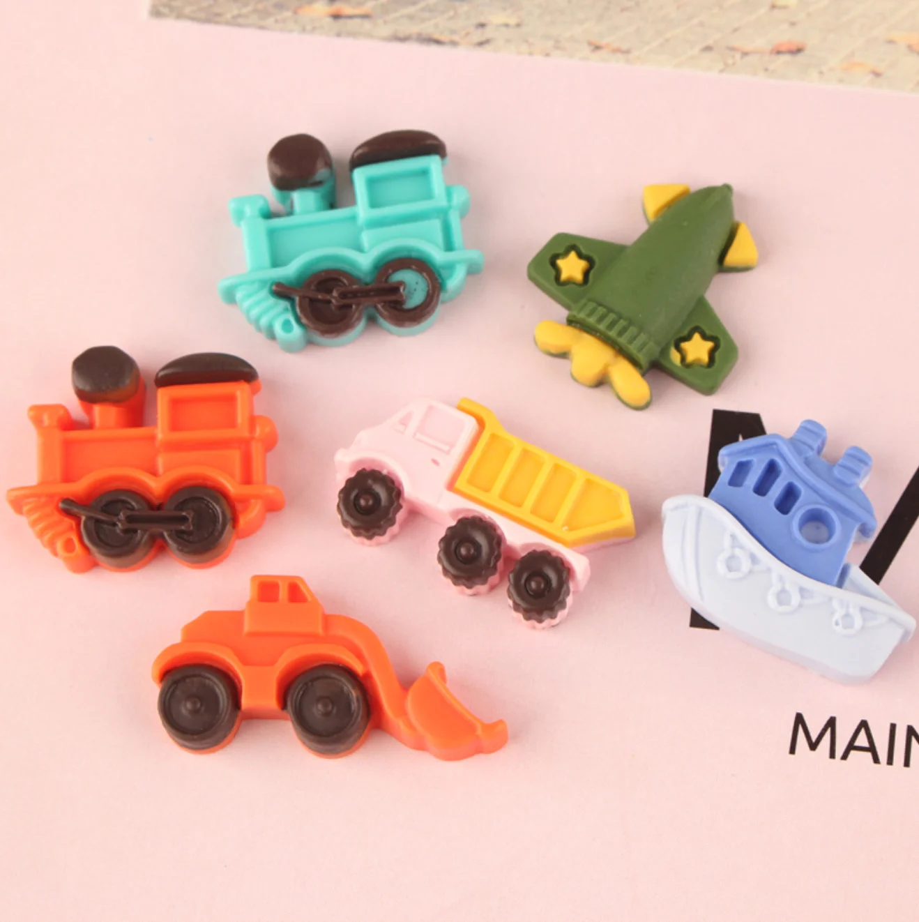 new arrival simulation Resin  school car taxi    bus charm  resin cabochon phone case decoration embellishment