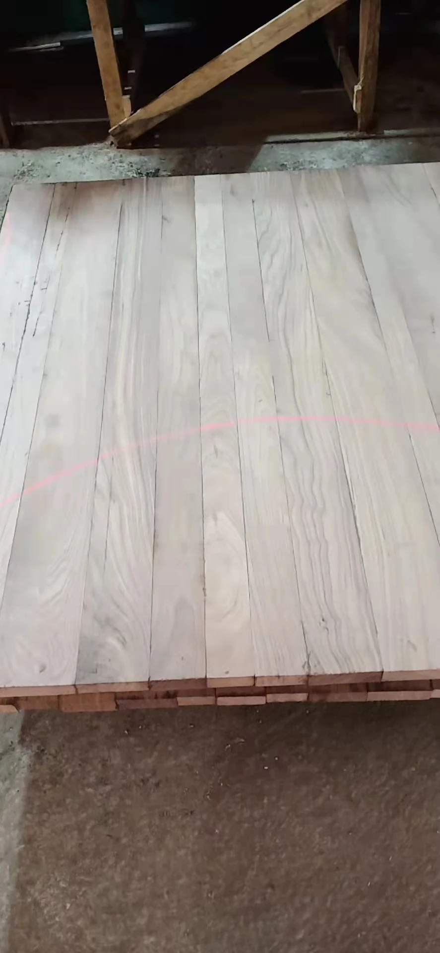 Walnut edge glued panel - Raw material without painting