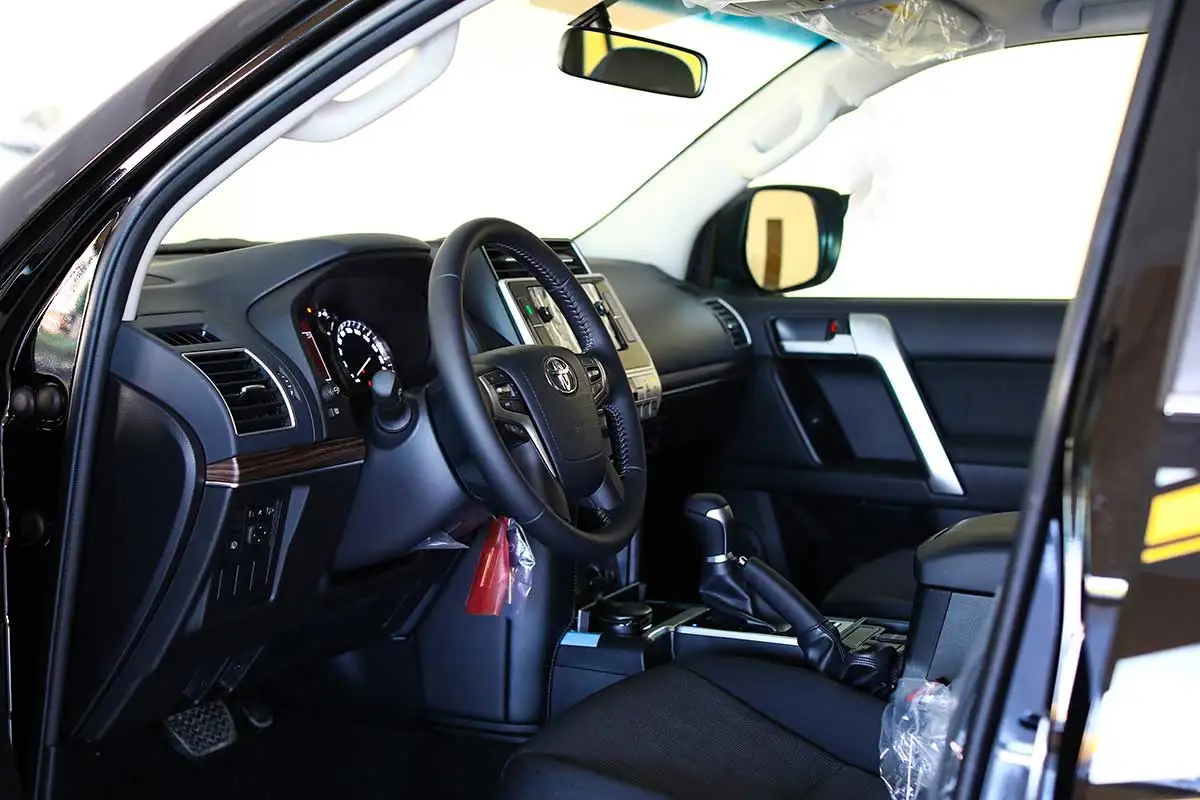 Used Toyotas Prado TXL - 2.7L 4 Cylinder / 4.0L V6, 100% Good Condition & Warranty & Insurance Covered 1 Year.