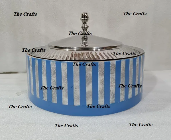 Marvelous Design Wooden and Steel Casserole Dish With Mother of Pearl Work Restaurant Serving Lunch and Dinner Hot Pot