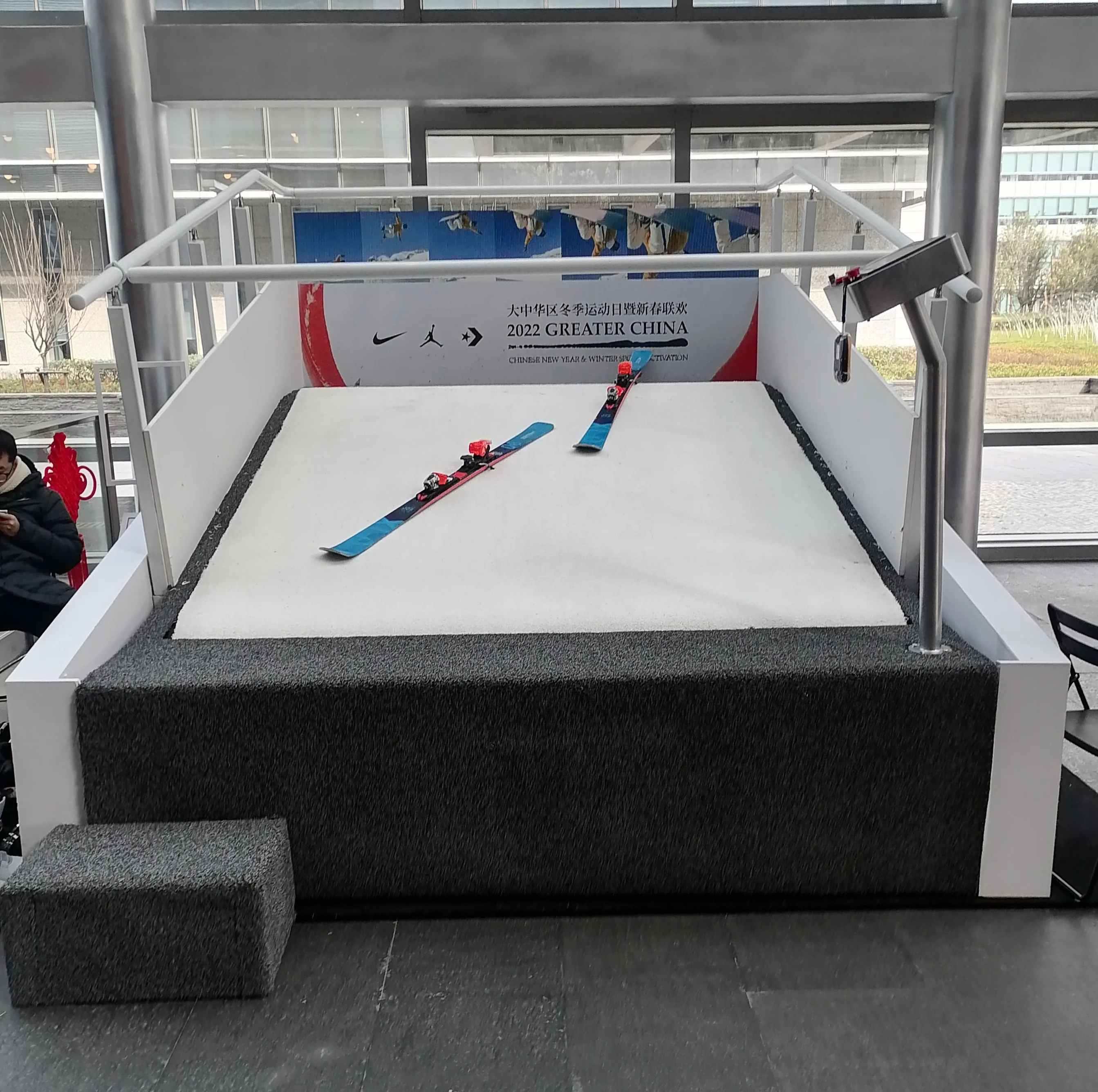 High Quality Commercial Ski Machine Indoor Ski and Snowboard Simulator For Entertainment