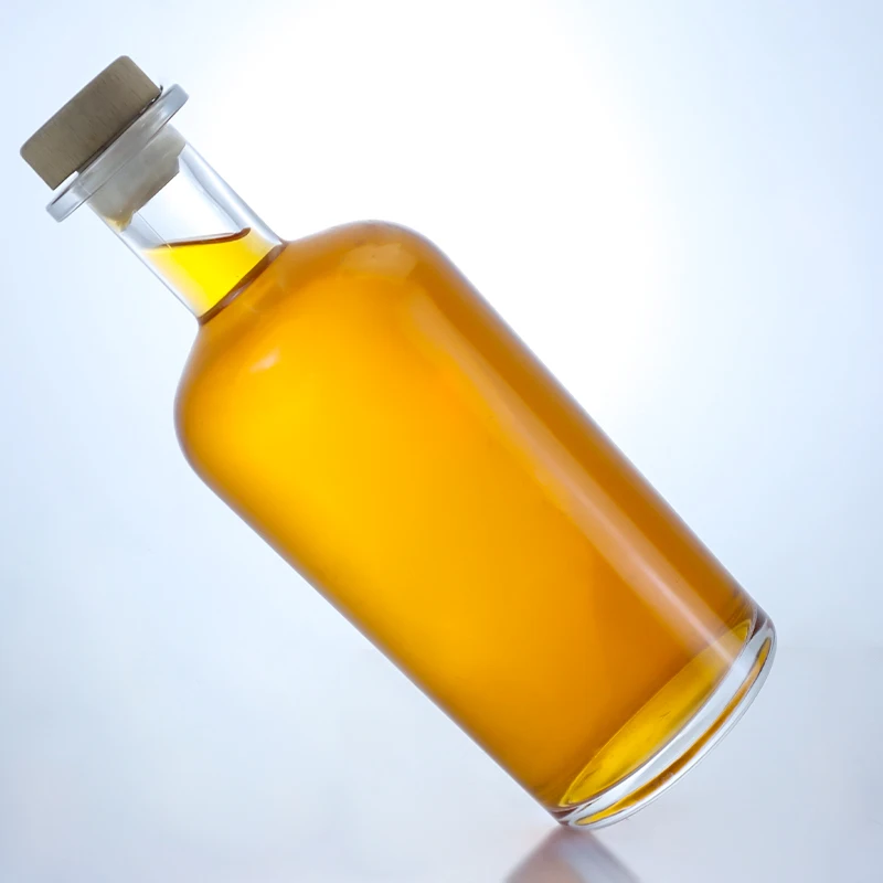 750 ml hot selling round transparent glass decanter with cork cap for vodka tequila rum gin whiskey