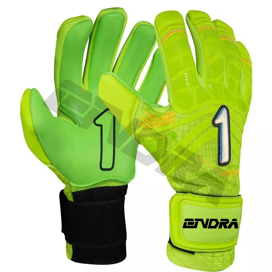 Factory Direct Sale Hand Protection Gloves Soccer Goalkeeper Gloves 2023 New Arrival Custom Design Grip Football Gloves