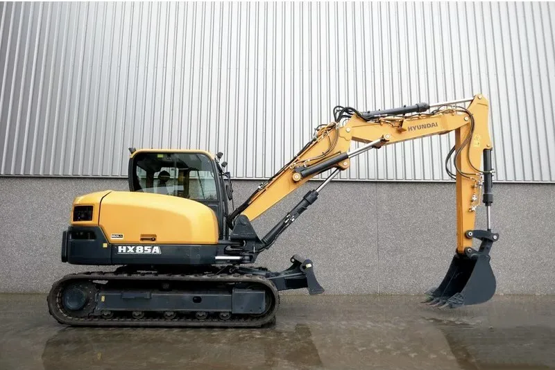 High Quality Fairly Used Hyundai 2020 Hydraulic Compact Excavators HX85A For Sale/ Fast Delivery