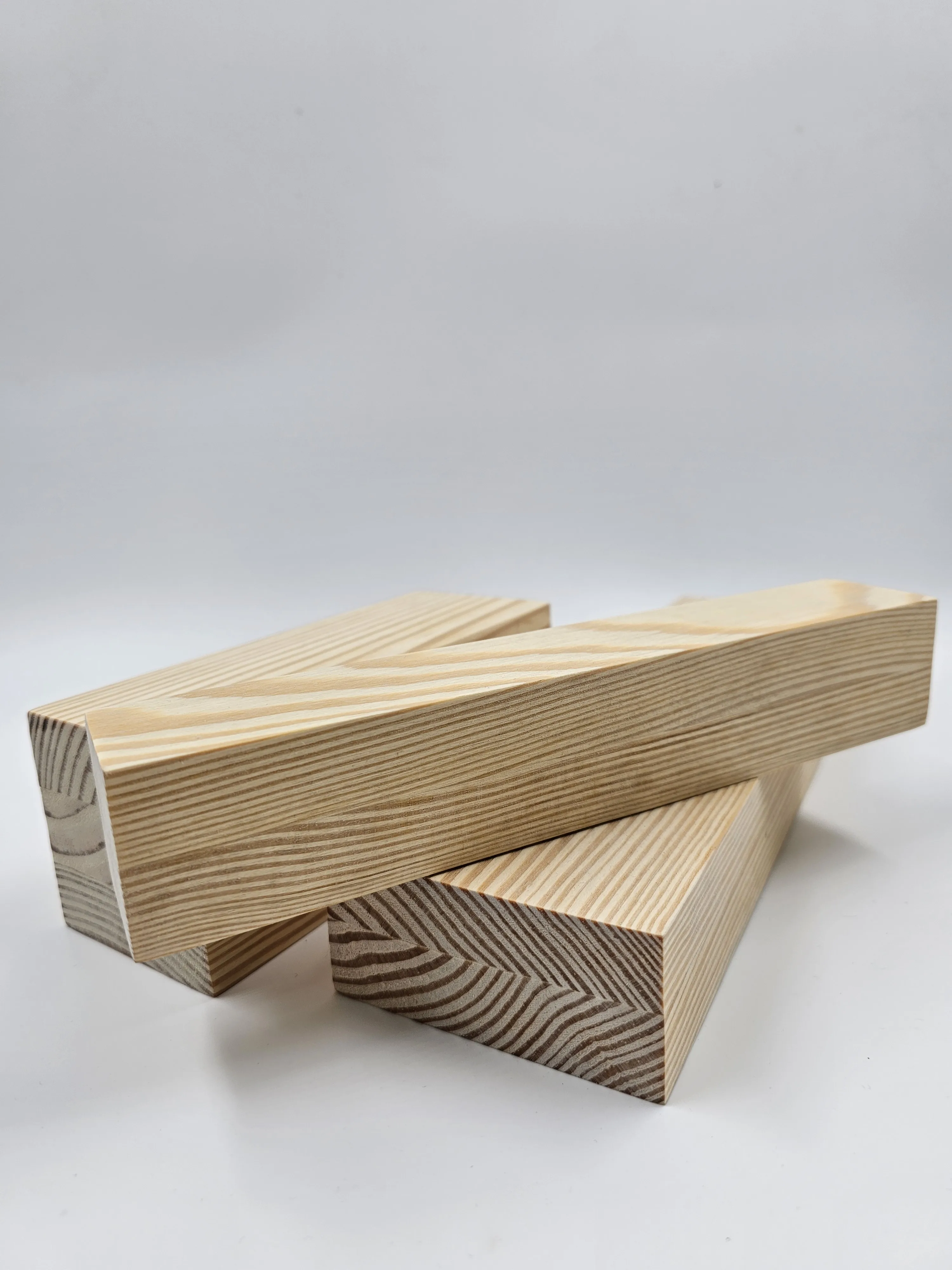 Best Selling Pine Wood Furniture Board High Quality Japanese Pine Block Solid Core Structure Cherry Surface Poplar/Birch