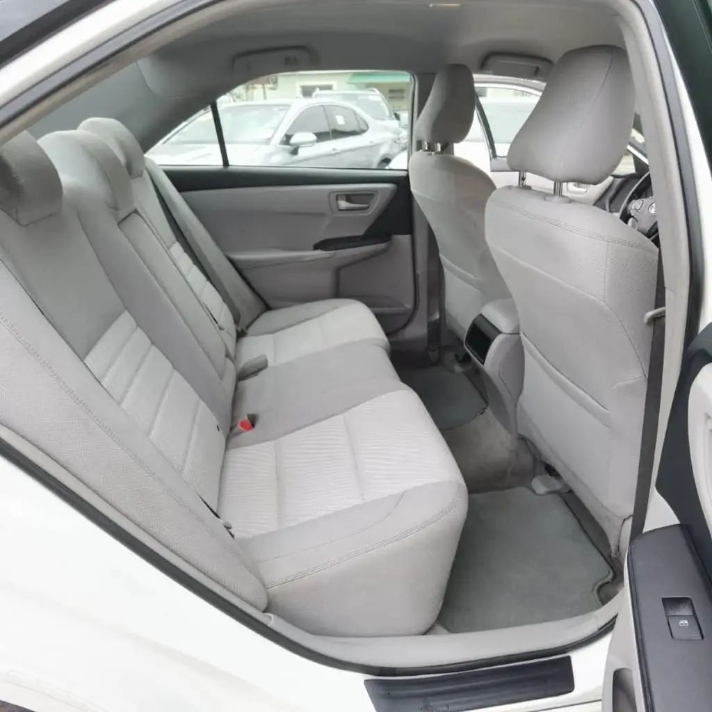 USED 2015 TOYOTA CAMRY