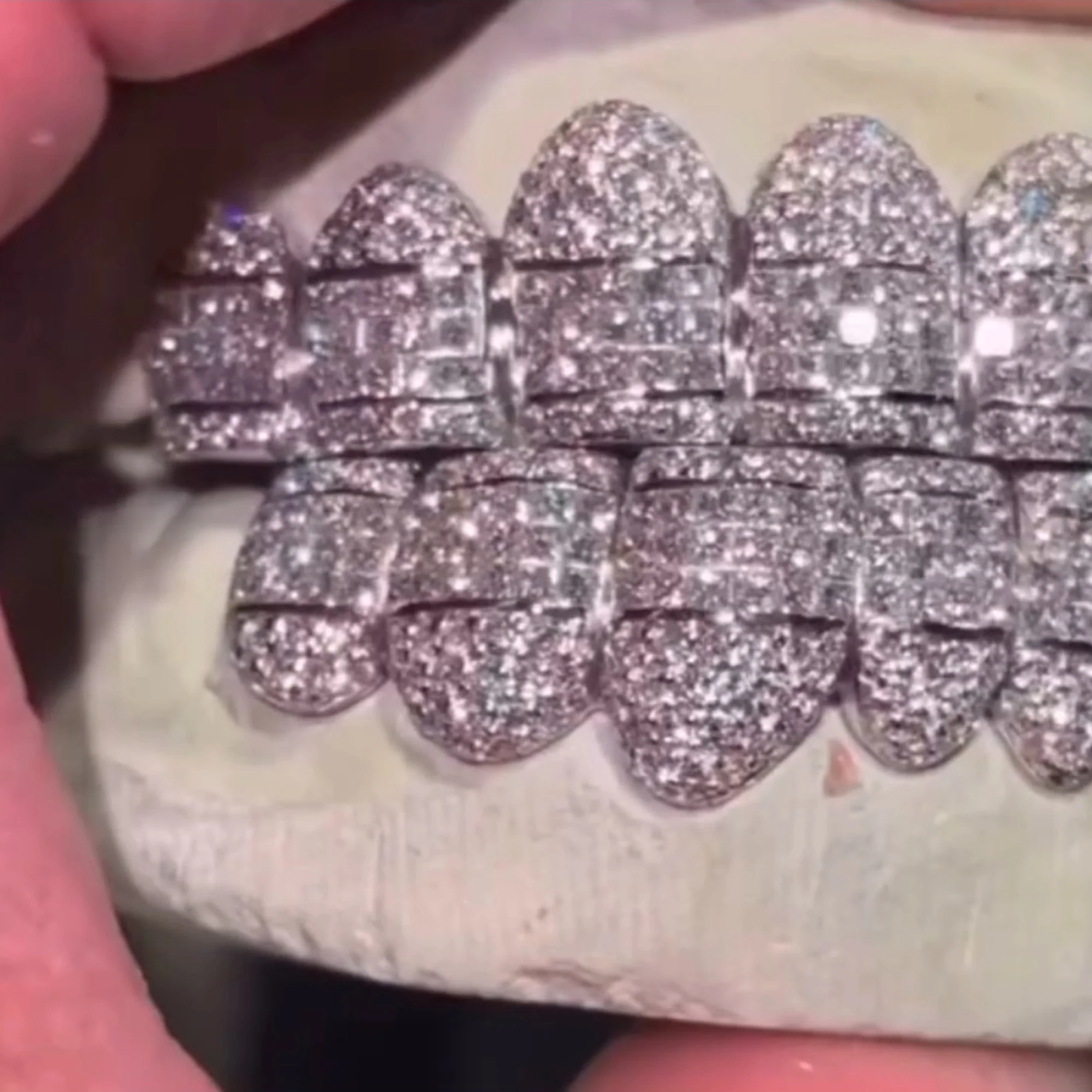 Хип-хоп на заказ 925 серебряные зубы гриллы со льдом Муассанит бриллиантовые украшения по лучшей цене