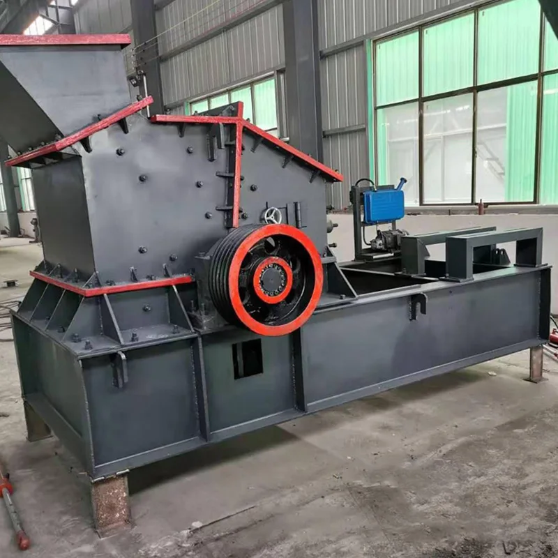 Chinese supplier new impact hammer mill crusher sand crushing machine discount price
