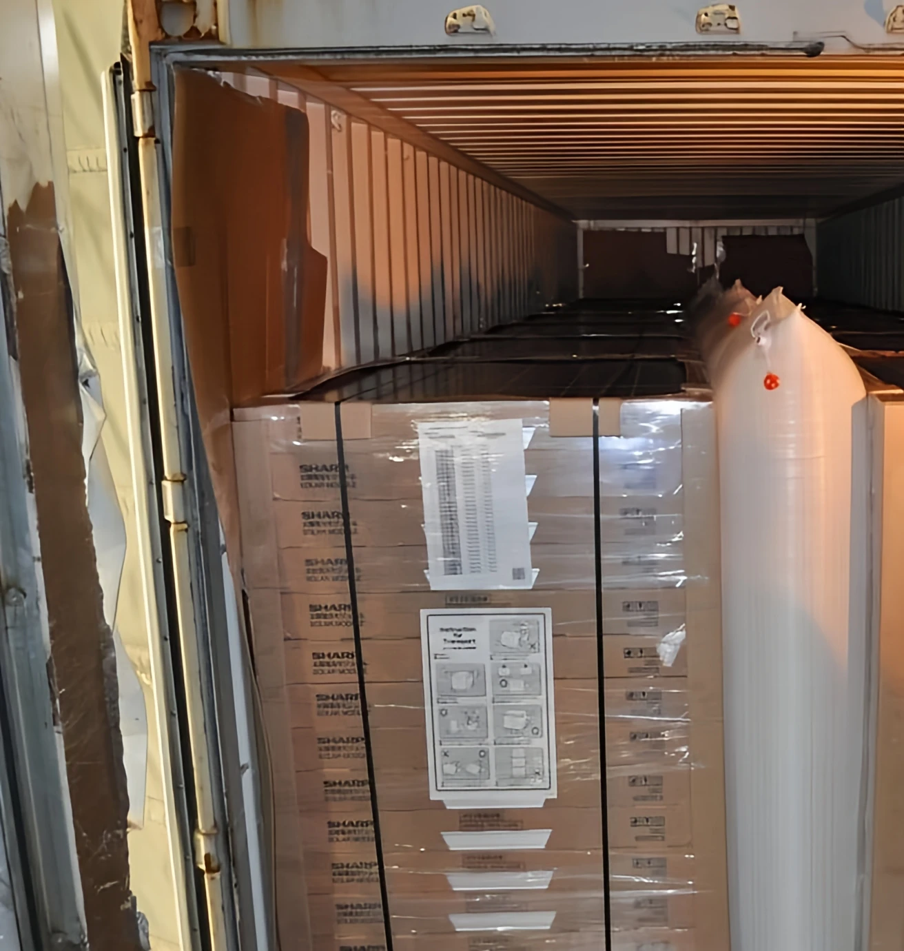 Different size available in pp woven dunnage airbag and also extensive recyclable in Shipping Containers Protection Transparent