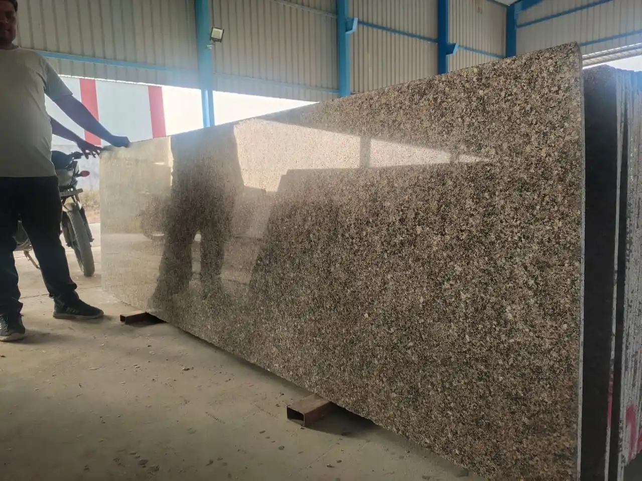 desert brown granite
