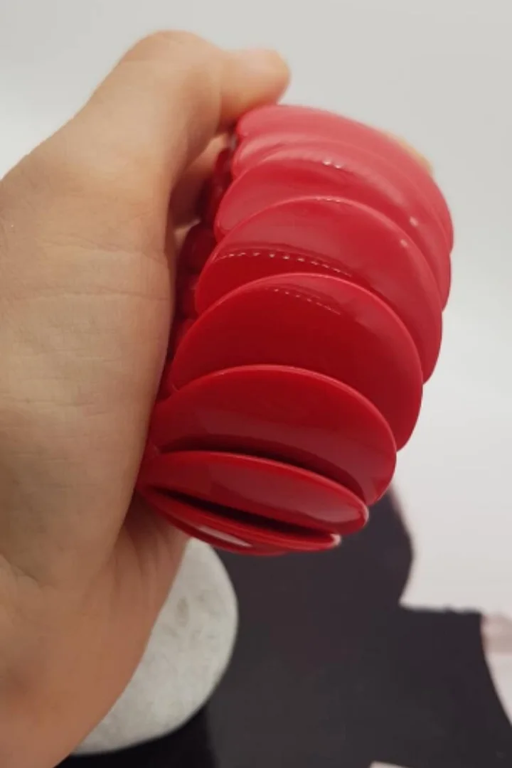 Cultural Fusion Red Resin Elastic Bangles Inspired by Indian Artistry Fashion Bracelets & Bangles