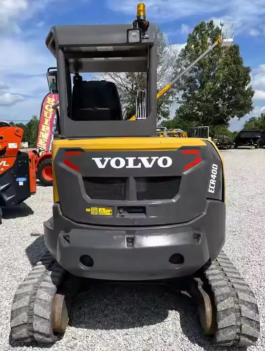 Дешевый мини-экскаватор Volvo доступен и готов к отправке по очень низкой цене