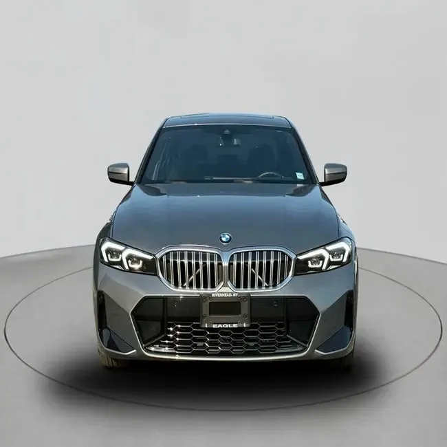 Neatly Used 2024 B-M-W 3 S-er-ie-s 330i xDrive AWD